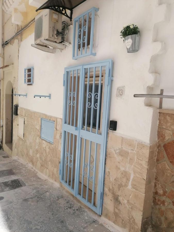 Casa Aurora Centro Storico Apartment Весте Екстериор снимка